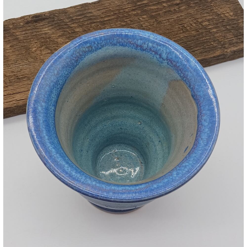 Lovely Studio Art Pottery Vase Signed RS Blue Lavender Decor - Picture 3 of 7